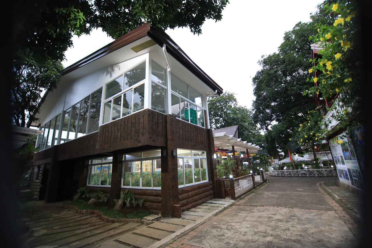 Luljetta'S Place Garden Suites Antipolo Exteriör bild