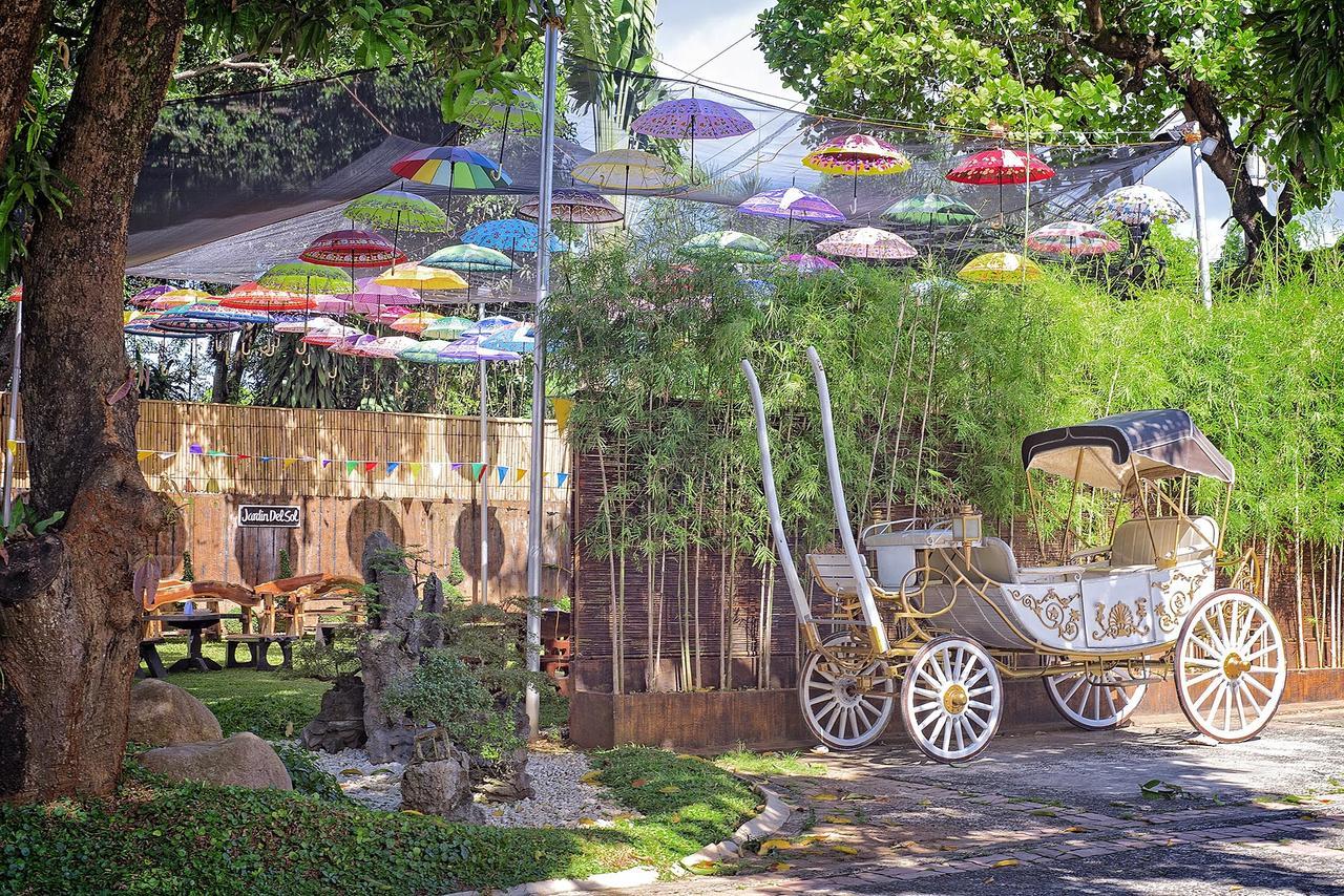 Luljetta'S Place Garden Suites Antipolo Exteriör bild